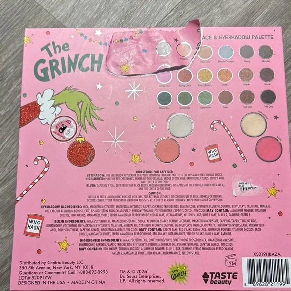 The Grinch 5 item Eyeshadow Palette Blush Highlighter Lip Oils Set Brush Set - Picture 4 of 14